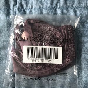 Victoria Secret Body by Victoria Unlined Demi Bra